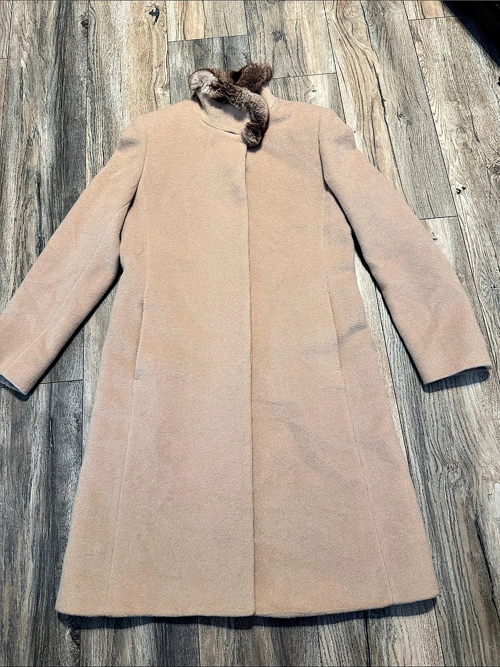 Cinzia Rocca Wool Cashmere Fur Collar Pea Coat in tan made in Italy
